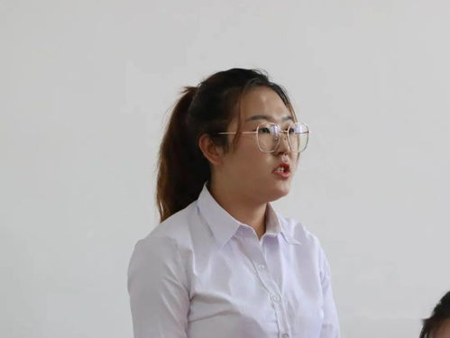 会计学院召开学生第一党支部发展党员大会